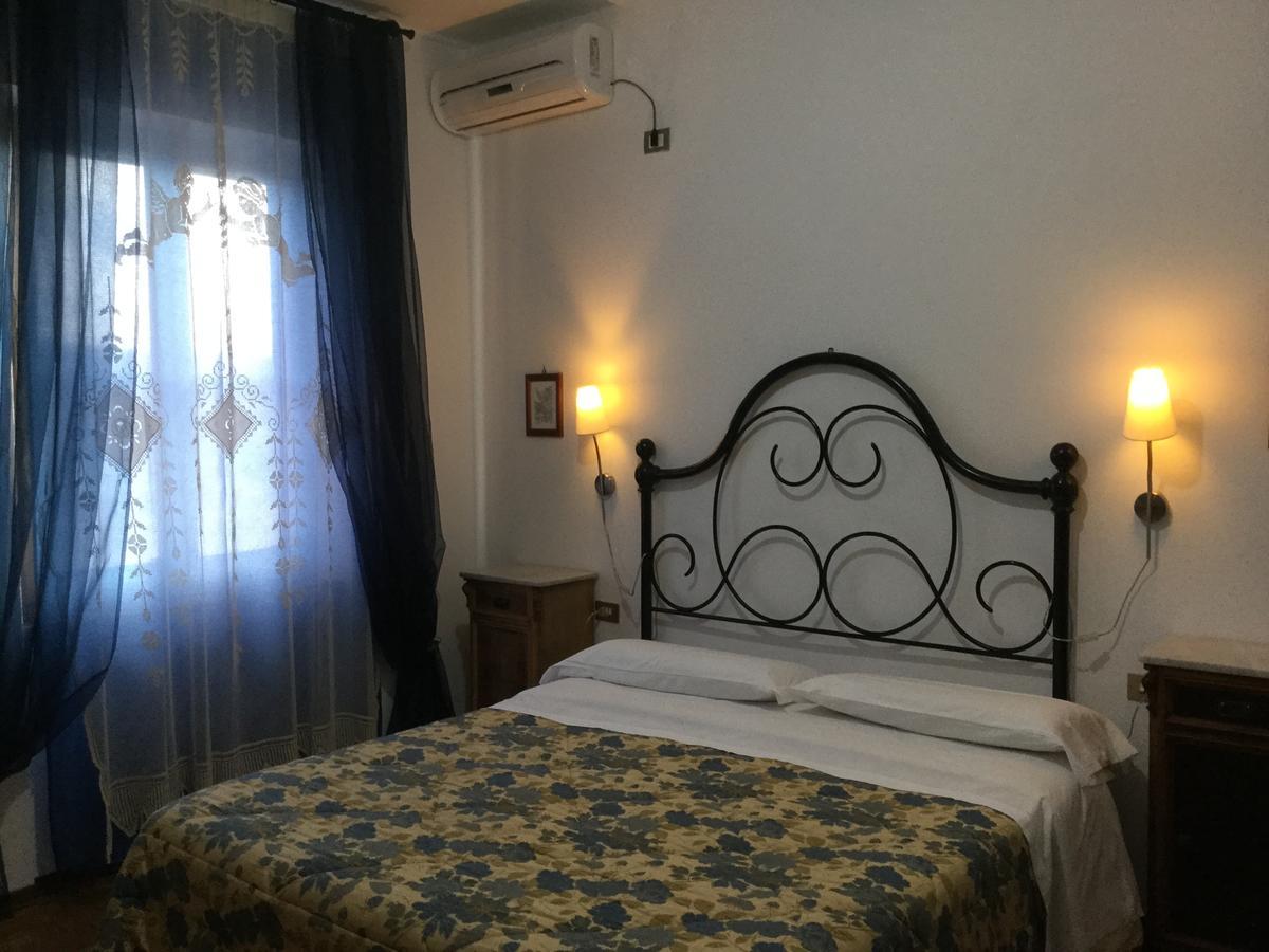 Agriturismo La Sede Di Carlo Saturnia Exterior photo